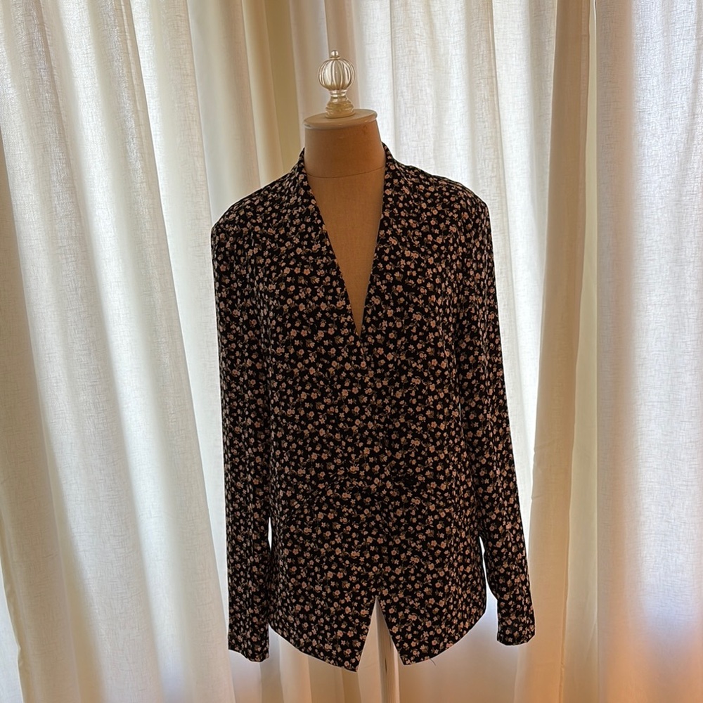Black Blazer with Notched Lapels and Polka Dot Pattern